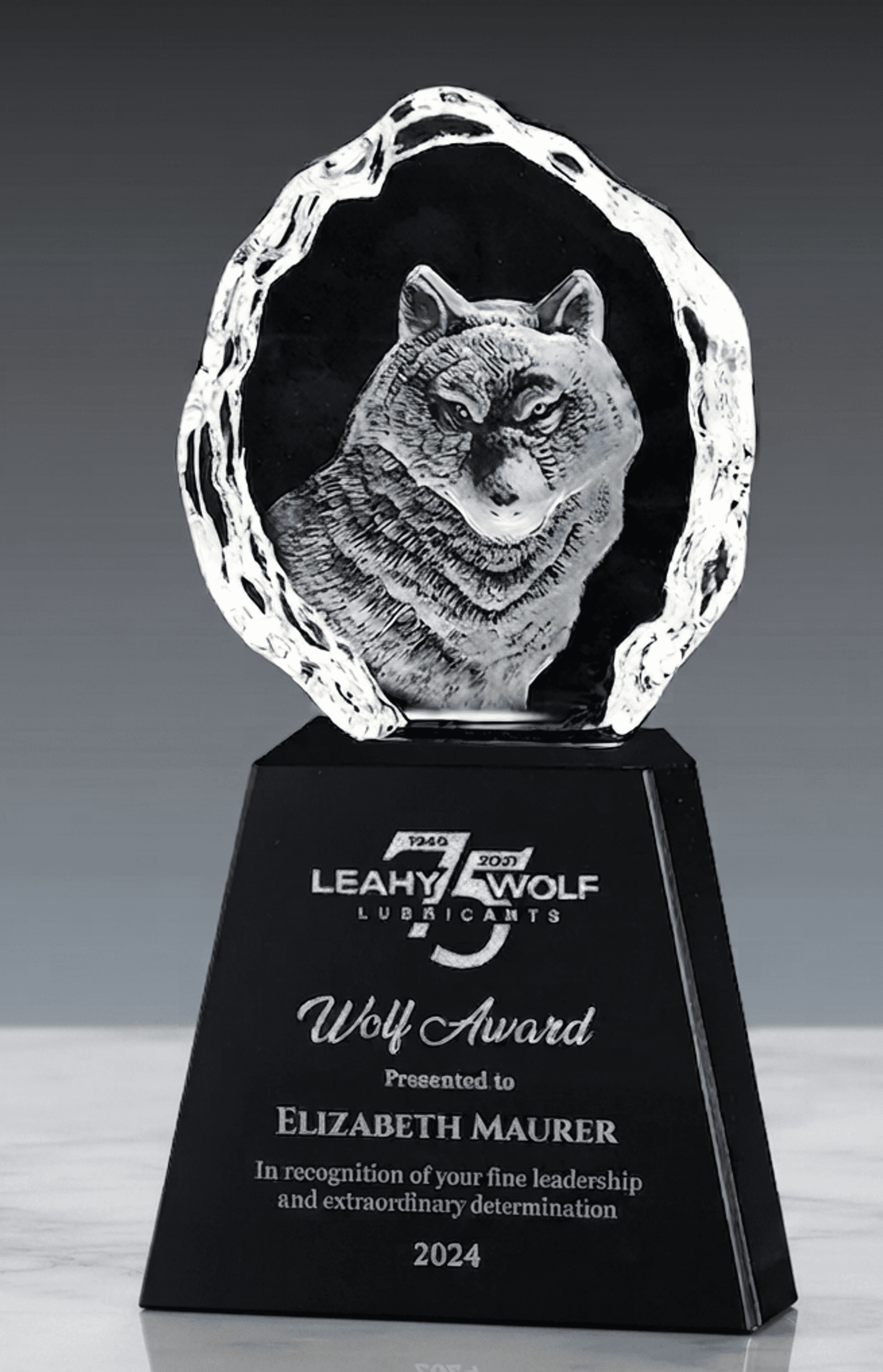Animal crystal award 7