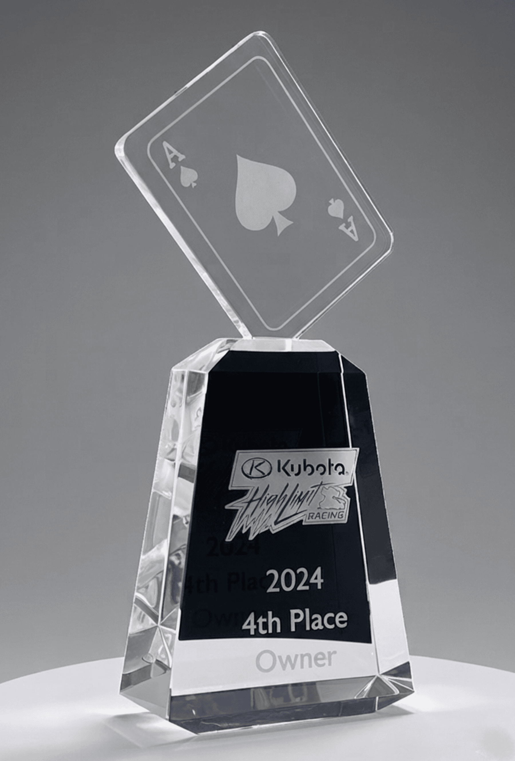 Casino crystal award 13