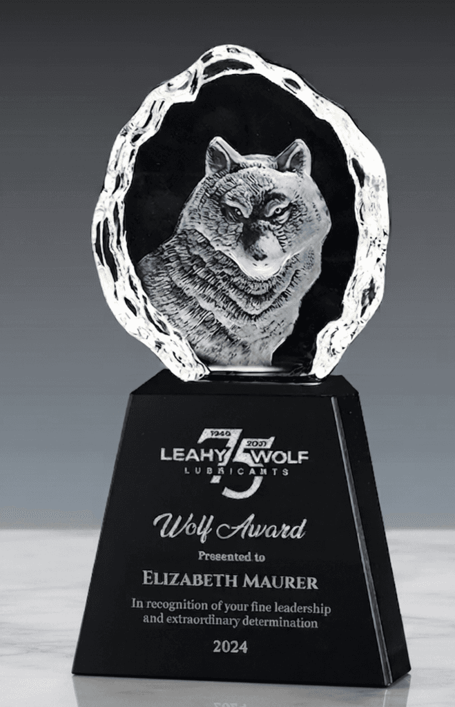 Animal crystal award 34