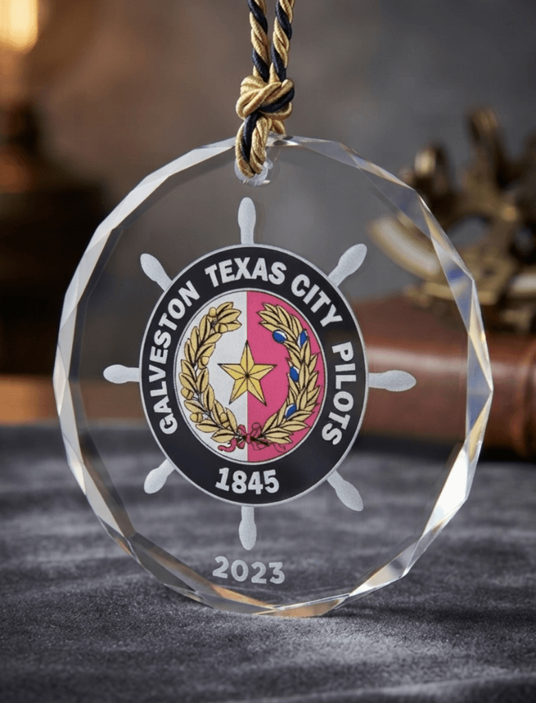 Ornament crystal award 1