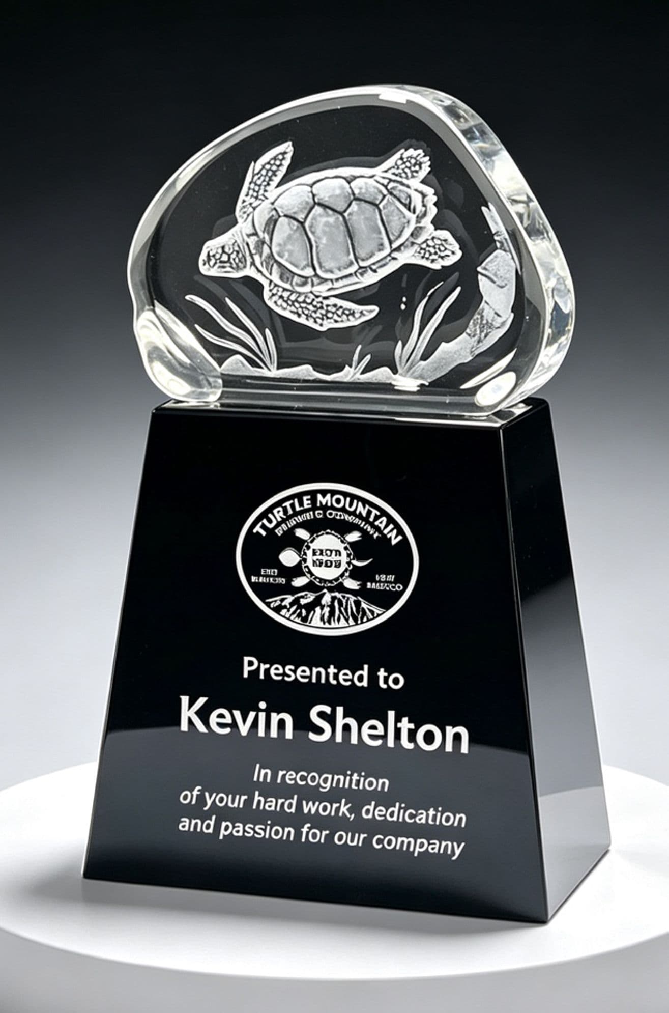 Animal crystal award 31