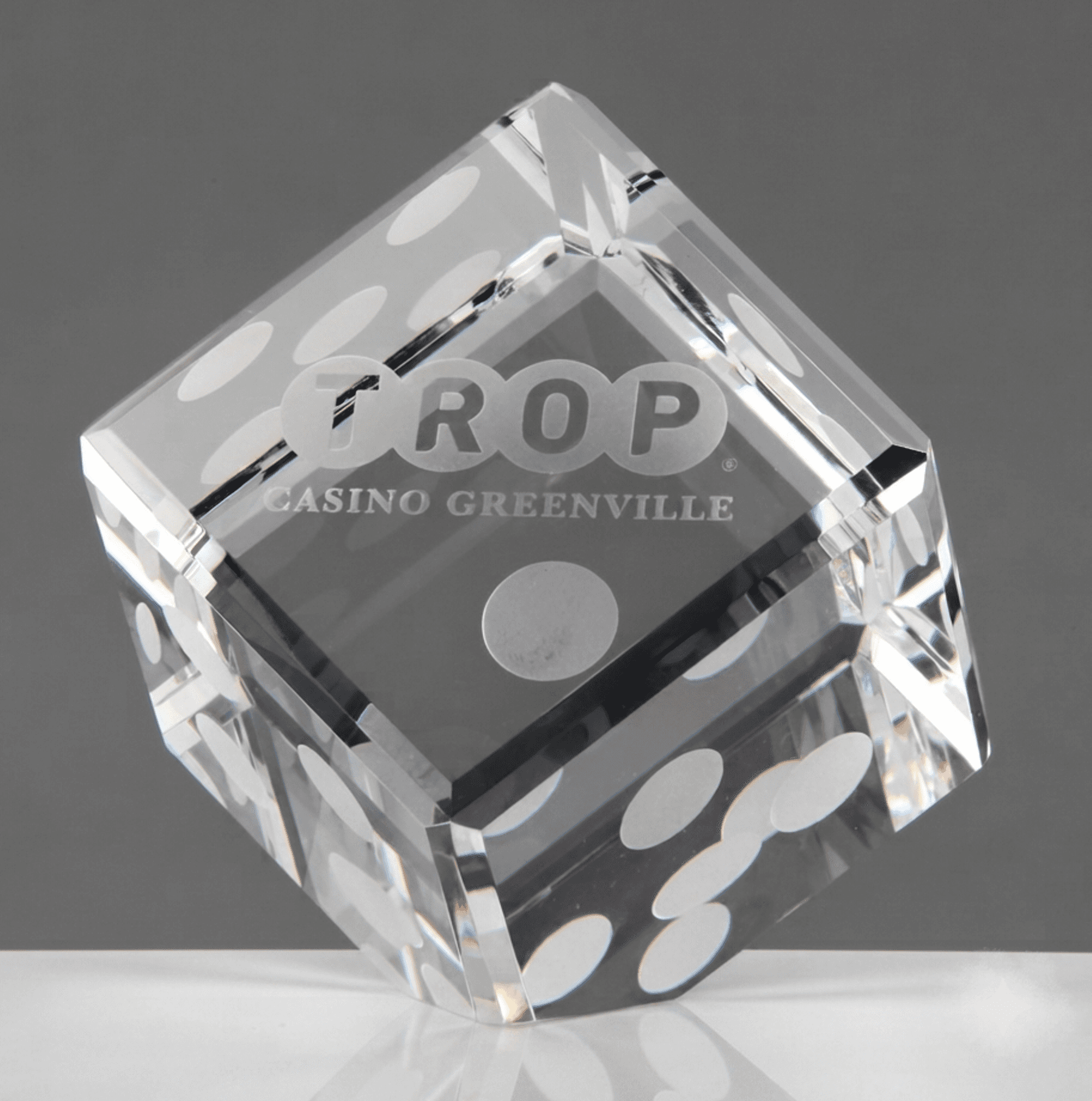 Casino crystal award 3