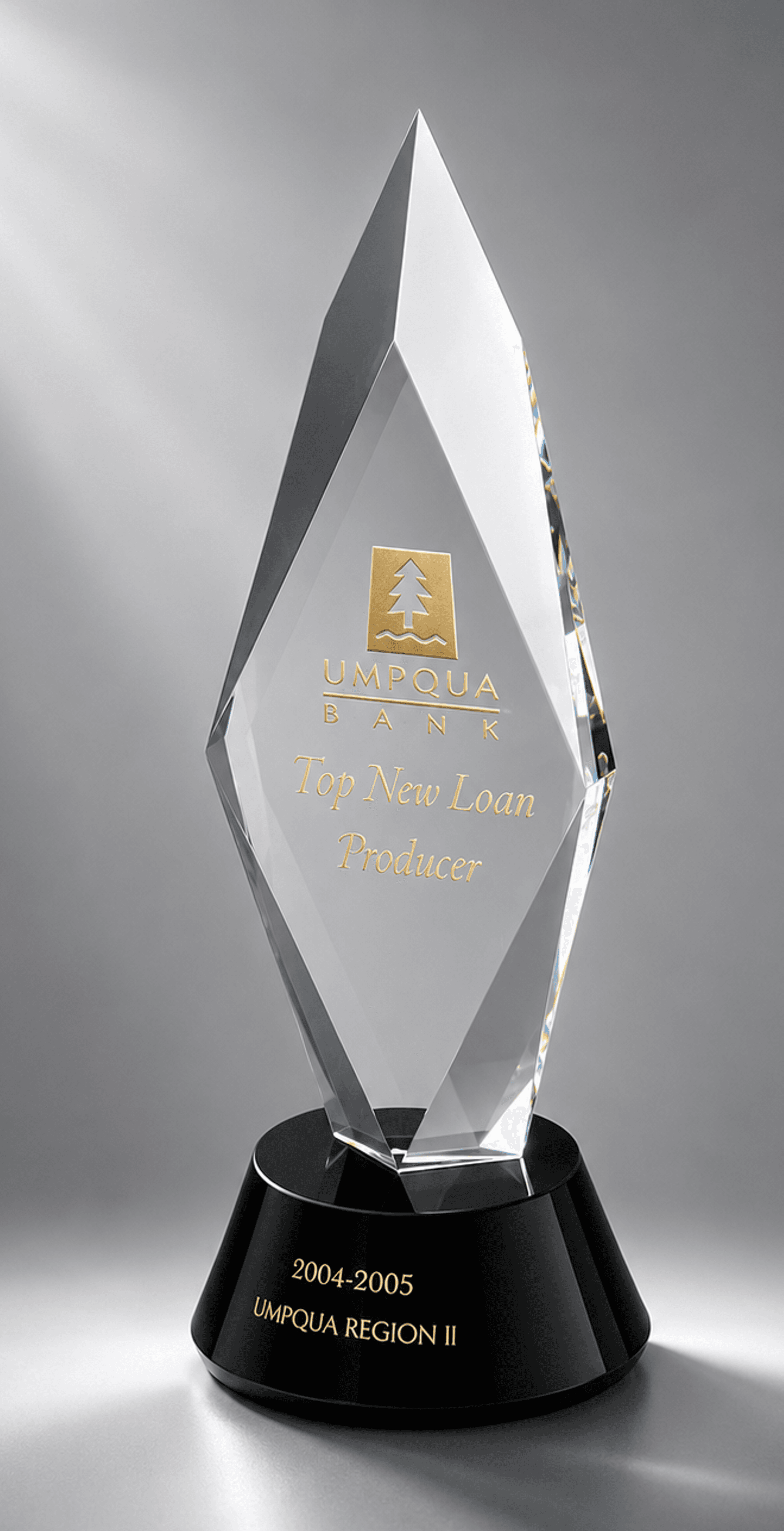 Obelisk & Pyramid crystal award 15